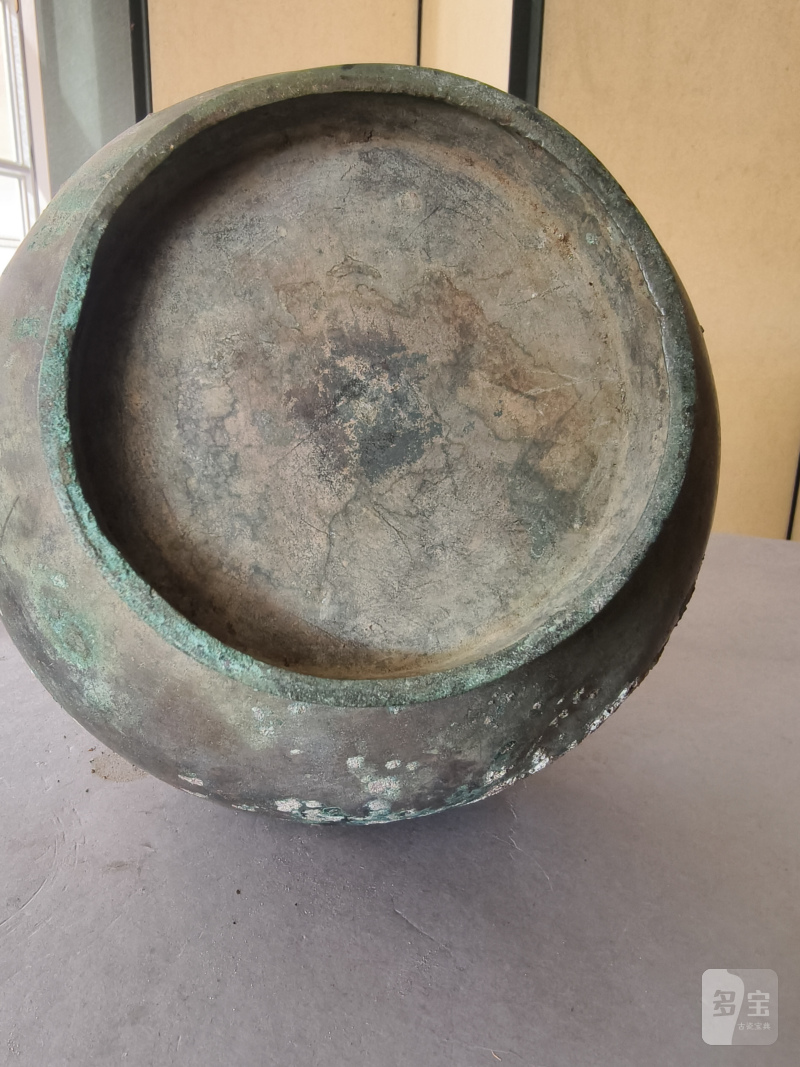 A bronze "garlic head" bottle vase - 图14